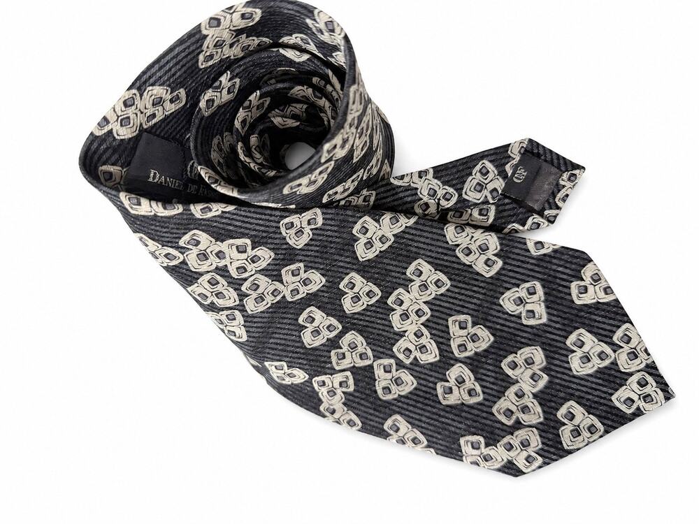 Daniel de Fasson Men’s Handmade Silk Black Cream Geometric Necktie NWT